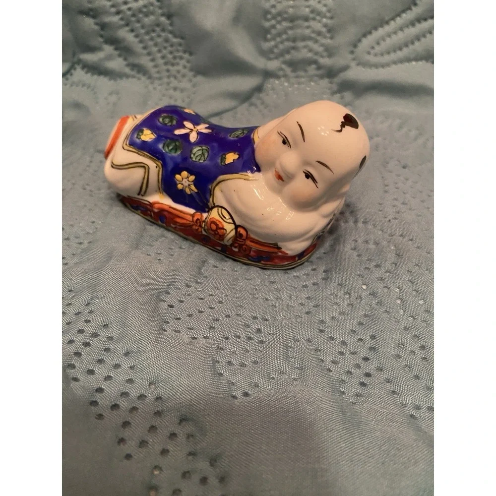 VTG Chinese Porcelain Famille Rose Baby Buddha Boy Figure Headrest Pillow 4